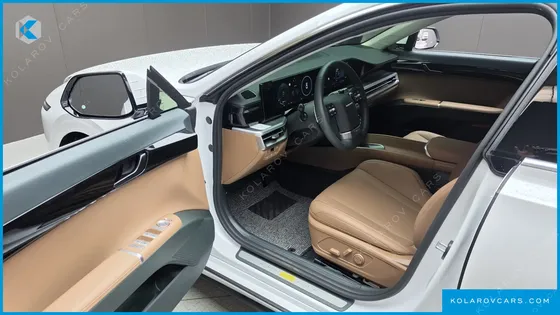 HYUNDAI GRANDEUR PREMIUM