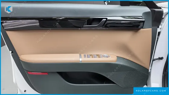 HYUNDAI GRANDEUR PREMIUM