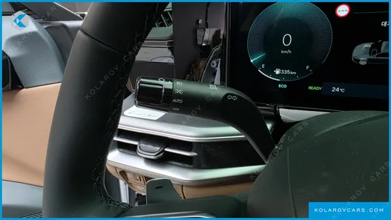 HYUNDAI GRANDEUR PREMIUM