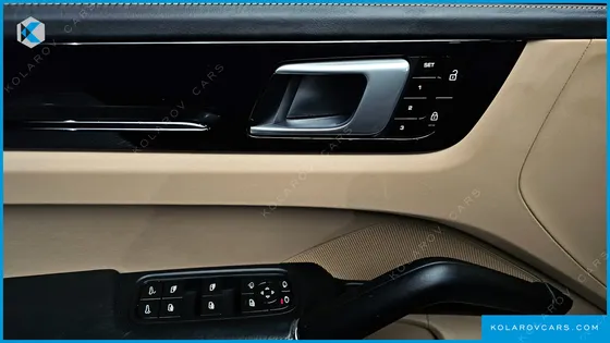 PORSCHE CAYENNE 3.0 COUPE