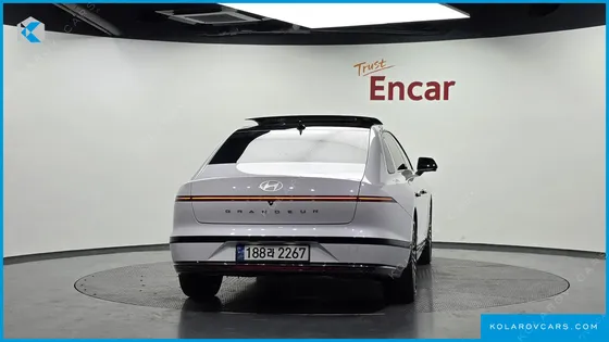 HYUNDAI GRANDEUR CALLIGRAPHY