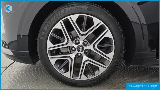 HYUNDAI GRANDEUR EXCLUSIVE