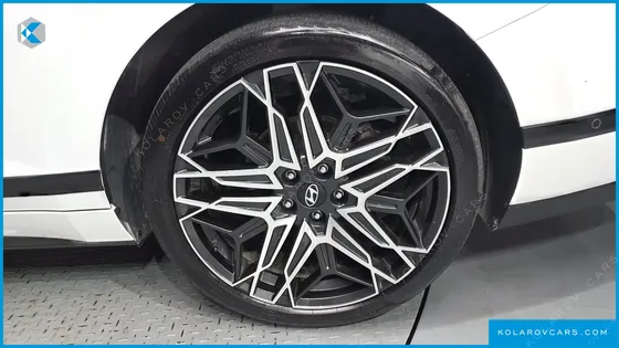 HYUNDAI GRANDEUR EXCLUSIVE