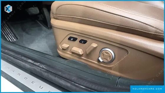 HYUNDAI GRANDEUR EXCLUSIVE