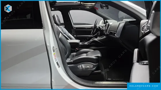 PORSCHE CAYENNE 3.0 DIESEL PLATIUM EDITION