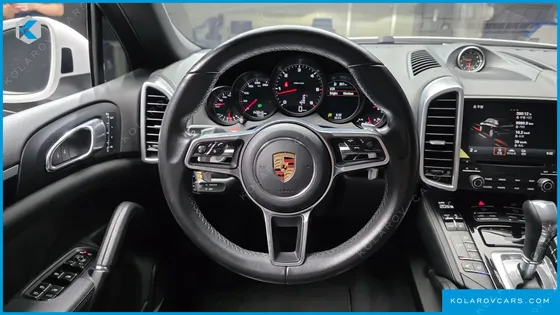 PORSCHE CAYENNE 3.0 DIESEL PLATIUM EDITION
