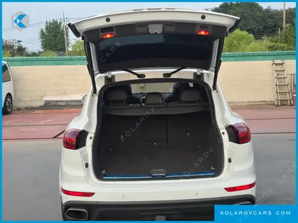 PORSCHE CAYENNE 3.6 PLATIUM EDITION
