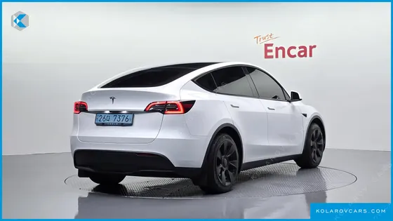 TESLA MODEL Y RWD