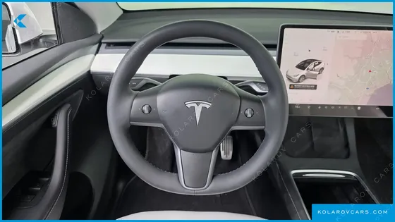 TESLA MODEL Y RWD