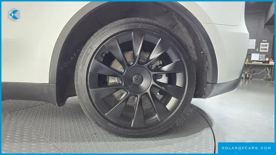 TESLA MODEL Y LONG RANGE AWD