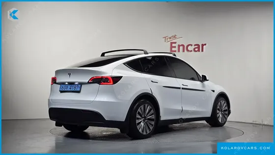 TESLA MODEL Y RWD