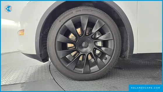 TESLA MODEL Y LONG RANGE AWD