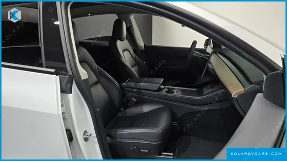 TESLA MODEL Y LONG RANGE AWD