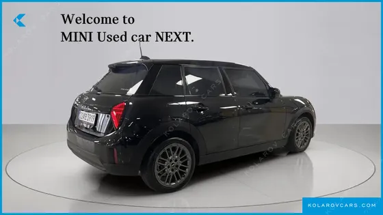 MINI COOPER 5DOOR ESSENTIAL