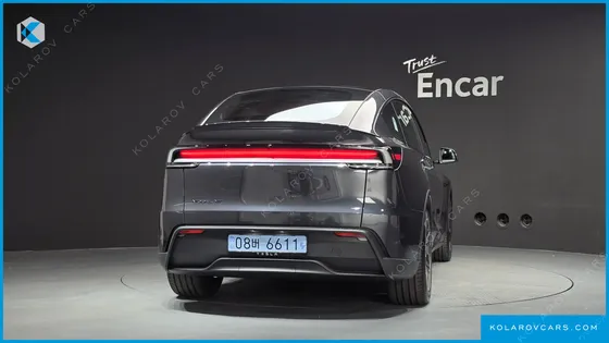 TESLA MODEL Y L LONG RANGE AWD