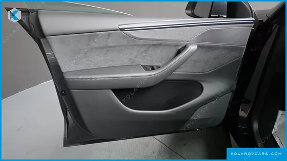 TESLA MODEL Y L LONG RANGE AWD