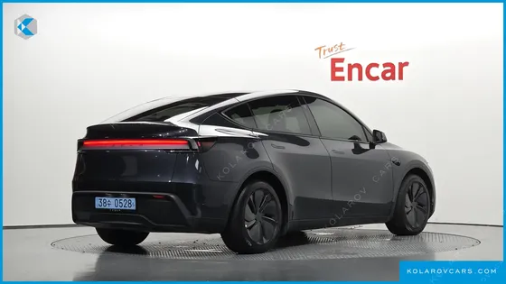 TESLA MODEL Y RWD