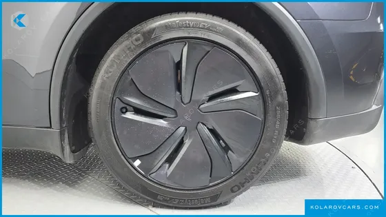 TESLA MODEL Y RWD