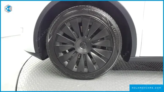 TESLA MODEL Y RWD