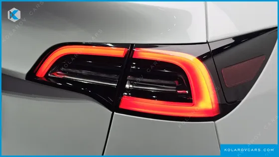 TESLA MODEL Y RWD
