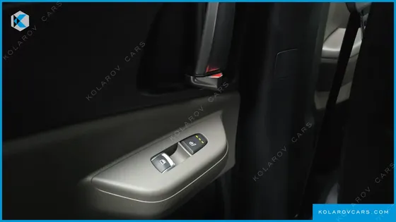 KIA CARNIVAL HEV 9 SEATER PRESTIGE
