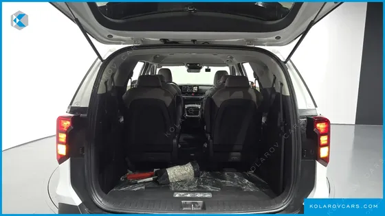 KIA CARNIVAL HEV 9 SEATER PRESTIGE