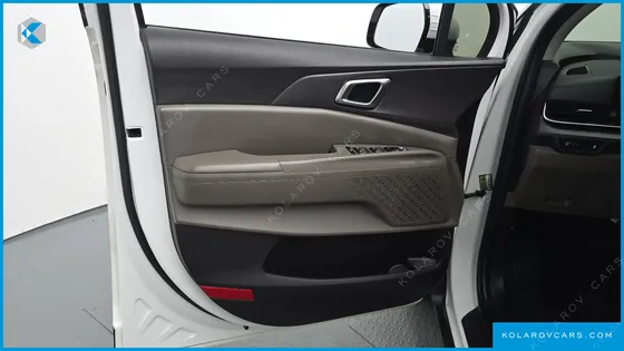 KIA CARNIVAL HEV 9 SEATER PRESTIGE