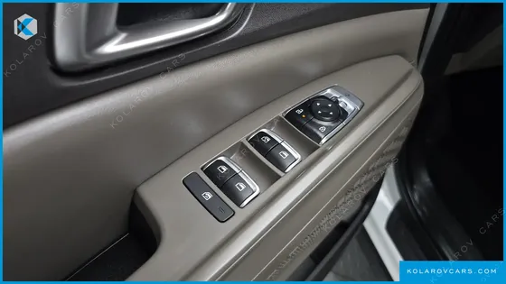 KIA CARNIVAL HEV 9 SEATER PRESTIGE