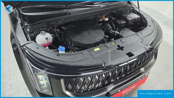 KIA CARNIVAL DIESEL 9-SEATER NOBLESSE