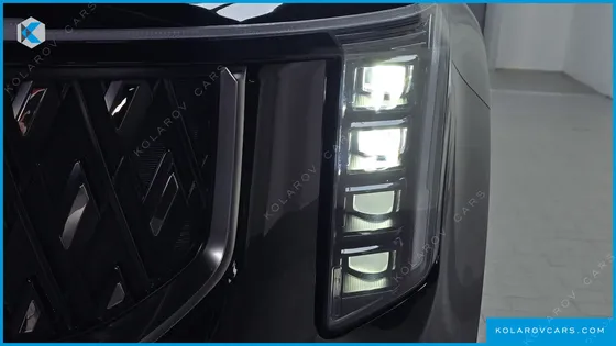 KIA CARNIVAL DIESEL 9-SEATER NOBLESSE