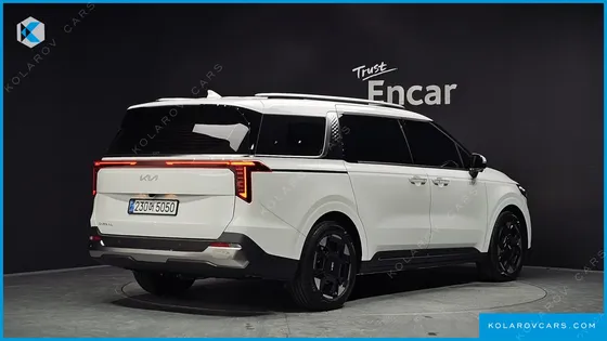 KIA CARNIVAL DIESEL 9-SEATER NOBLESSE