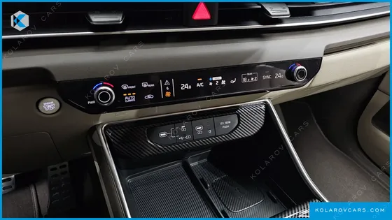KIA CARNIVAL DIESEL 9-SEATER NOBLESSE