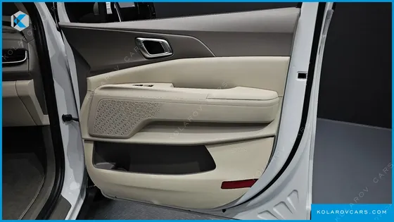 KIA CARNIVAL DIESEL 9-SEATER NOBLESSE