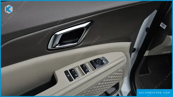 KIA CARNIVAL DIESEL 9-SEATER NOBLESSE