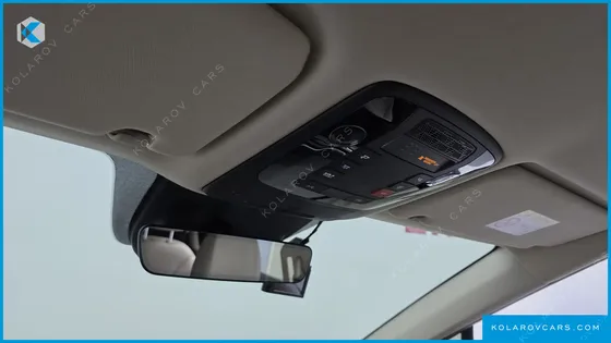 KIA CARNIVAL DIESEL 9-SEATER SIGNATURE