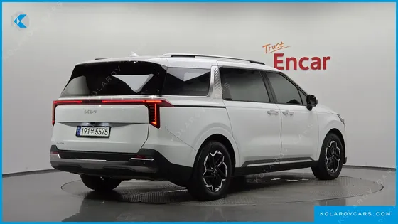KIA CARNIVAL DIESEL 9-SEATER NOBLESSE