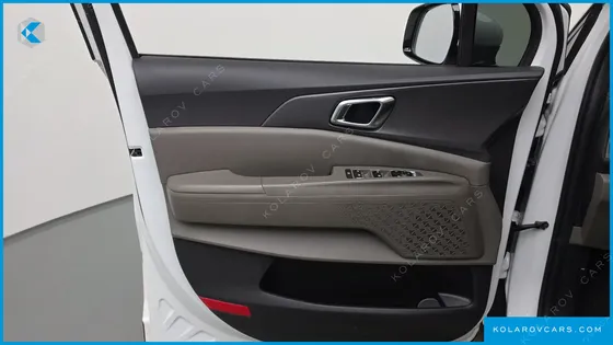 KIA CARNIVAL DIESEL 9-SEATER NOBLESSE