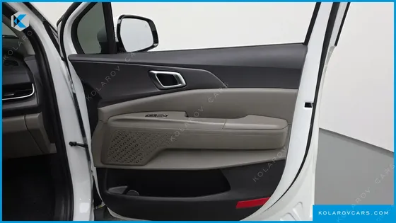 KIA CARNIVAL DIESEL 9-SEATER NOBLESSE