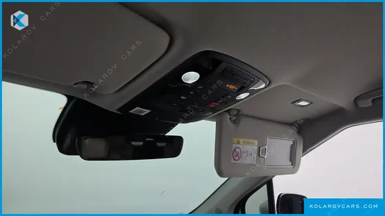 KIA CARNIVAL DIESEL 9-SEATER NOBLESSE
