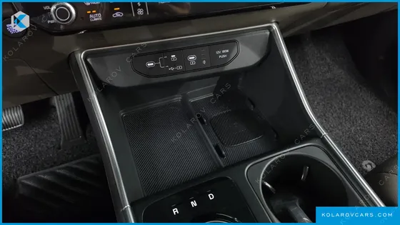 KIA CARNIVAL DIESEL 9-SEATER NOBLESSE