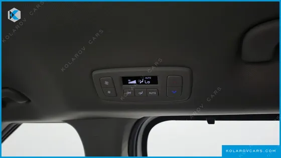 KIA CARNIVAL DIESEL 9-SEATER NOBLESSE