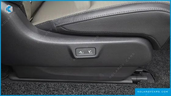 KIA CARNIVAL DIESEL 9-SEATER NOBLESSE