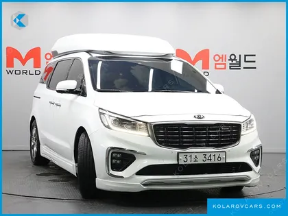 KIA CARNIVAL 7-SEATER HI-LIMOUSINE