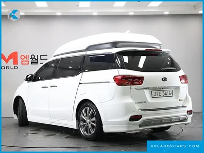 KIA CARNIVAL 7-SEATER HI-LIMOUSINE