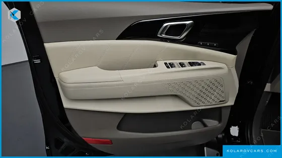 KIA CARNIVAL GASOLINE 7 SEATER X LINE
