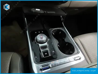 KIA CARNIVAL DIESEL 7-SEATER NOBLESSE