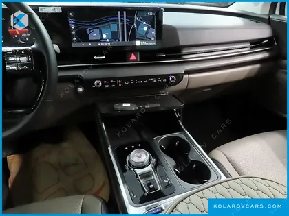 KIA CARNIVAL DIESEL 7-SEATER NOBLESSE