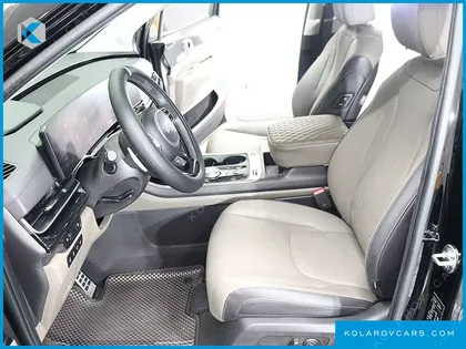 KIA CARNIVAL GASOLINE 7-SEATER GRAVITY