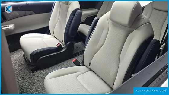 KIA CARNIVAL HEV 9SEATER SIGNATURE