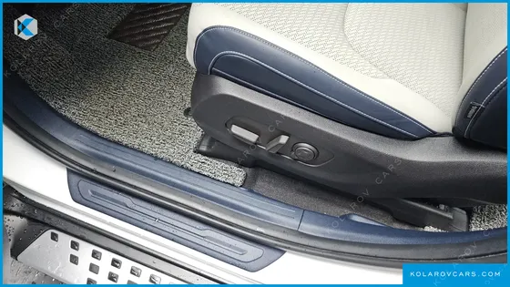 KIA CARNIVAL HEV 9SEATER SIGNATURE